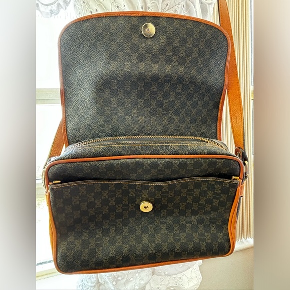 Sale🔥Authentic Antonelli Italy Crossbody Bag - Picture 3 of 7